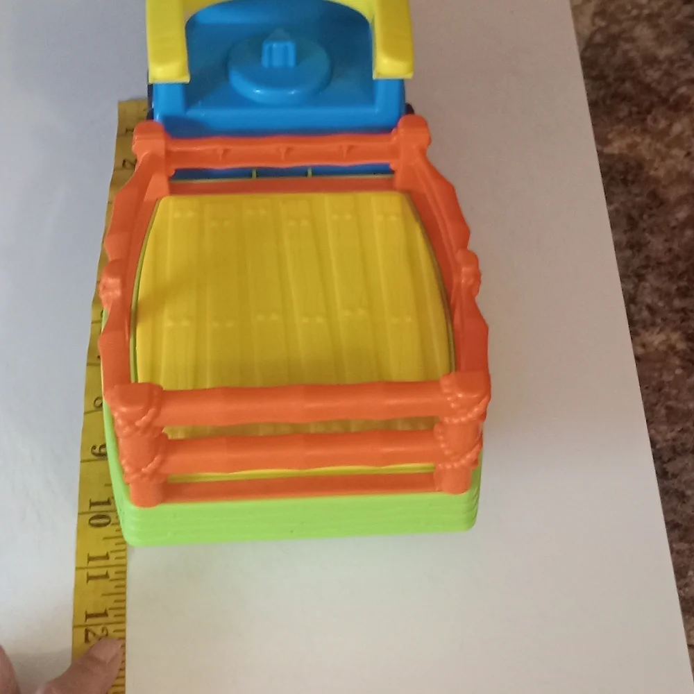 Fisher Price Little People Choo-Choo Zoo Train Safari Truck Animal Sounds 2014